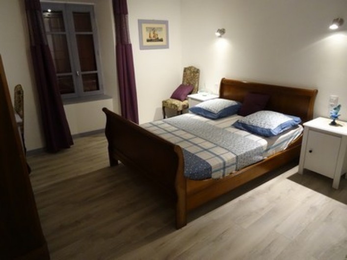 Location de vacances - Gîte à Fontaneilles - Chambre 3 à l'étage lit en 140