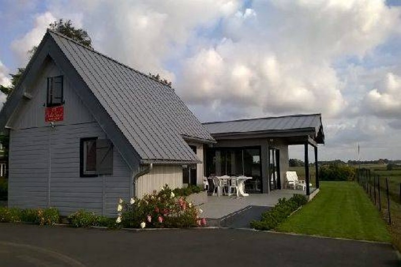 Location de vacances - Gîte à Saint-Martin-aux-Buneaux - Vue du parking