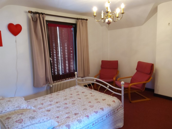 Location de vacances - Gîte à Bussang - Grand Appartement - Chambre Avant