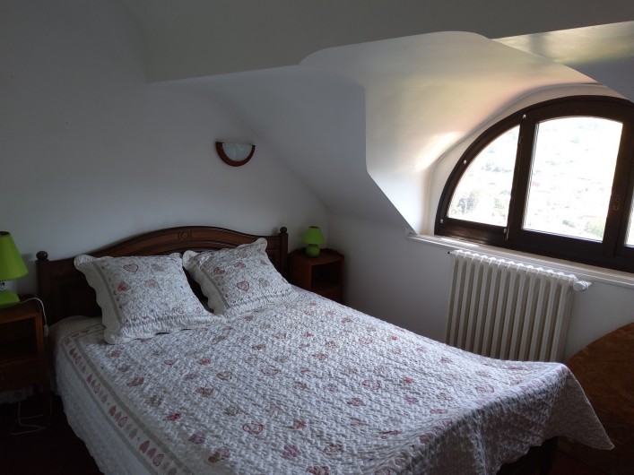 Location de vacances - Gîte à Bussang - Grand Appartement - Chambre Arriere