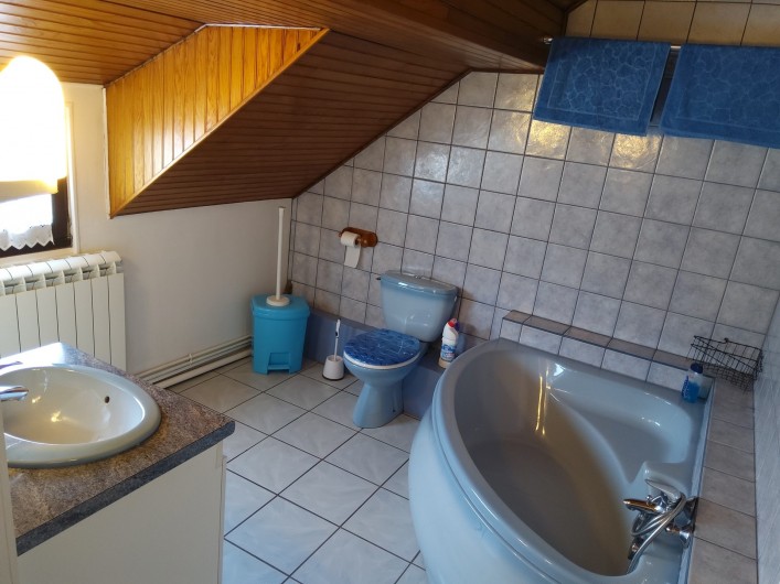 Location de vacances - Gîte à Bussang - Grand Appartement - Salle de bains