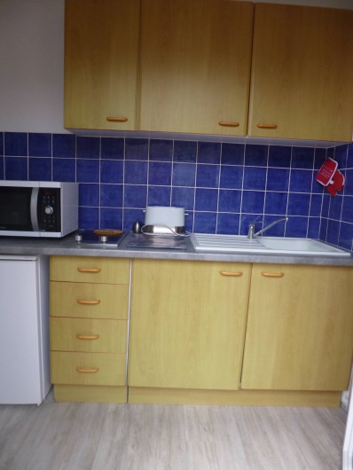 Location de vacances - Studio à Berck - Plaque vitro Cafetière Bouilloire Grille-pain