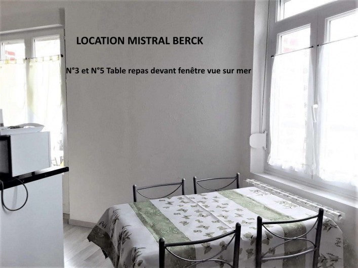 Location de vacances - Studio à Berck - Vue sur mer depuis la table repas