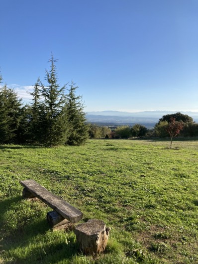 Location de vacances - Chalet à Saissac - vue sur les Pyrénées - séjour ressourçant au cœur de la nature