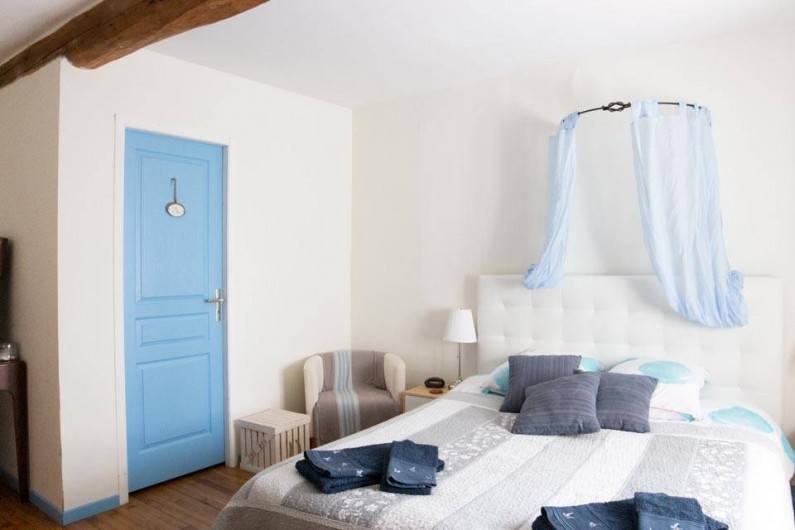 Location de vacances - Chambre d'hôtes à Senouillac - Chambre "Bleue Pastel"
