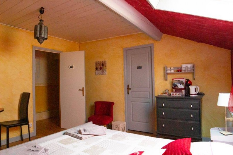 Location de vacances - Chambre d'hôtes à Senouillac - Chambre "Les épices"