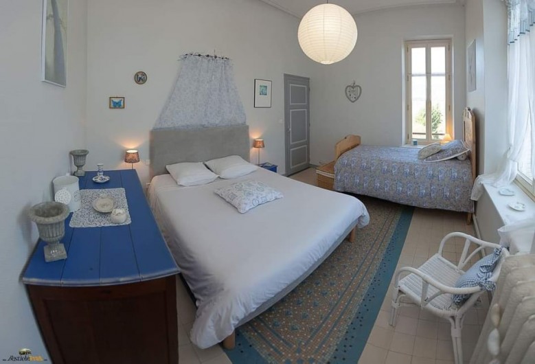 Location de vacances - Château - Manoir à Raon-l'Étape - 5e chambre : 1 lit de 160 et 1 lit de 90 cm
