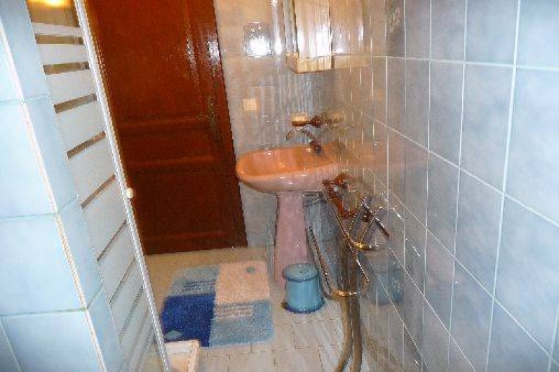 Location de vacances - Studio à Vidauban - salle de bain