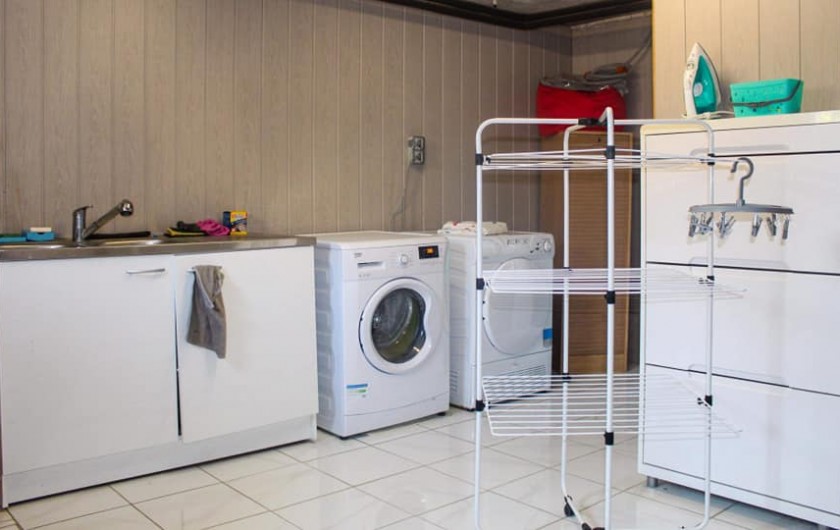 Location de vacances - Gîte à Poids-de-Fiole - buanderie