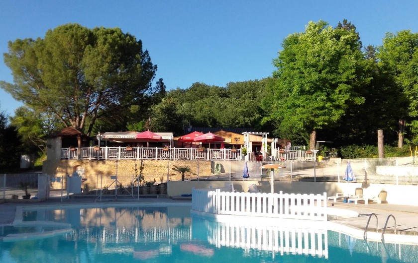 Location de vacances - Bungalow - Mobilhome à La Cassagne - piscine le matin