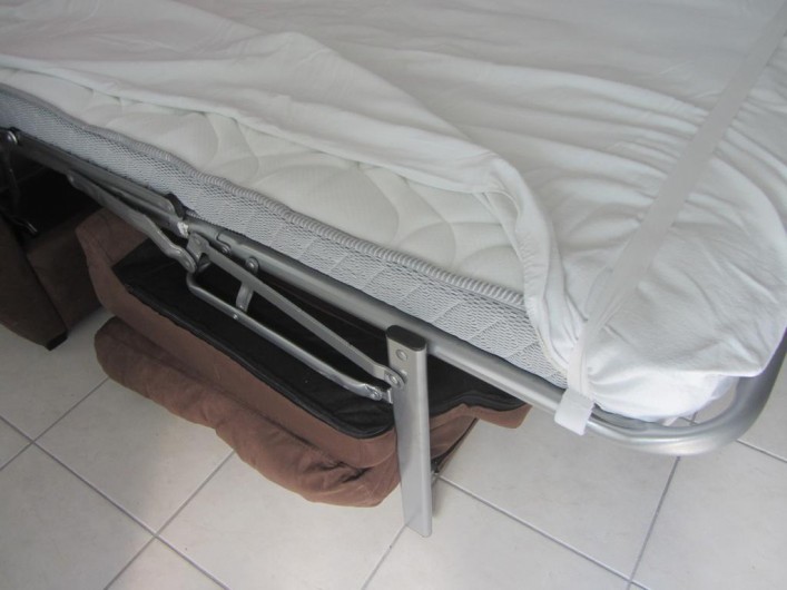 Location de vacances - Appartement à Faverges - matelas du canapé lit