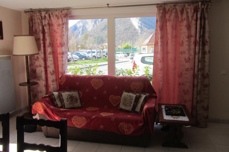 Location de vacances - Appartement à Faverges - canapé lit