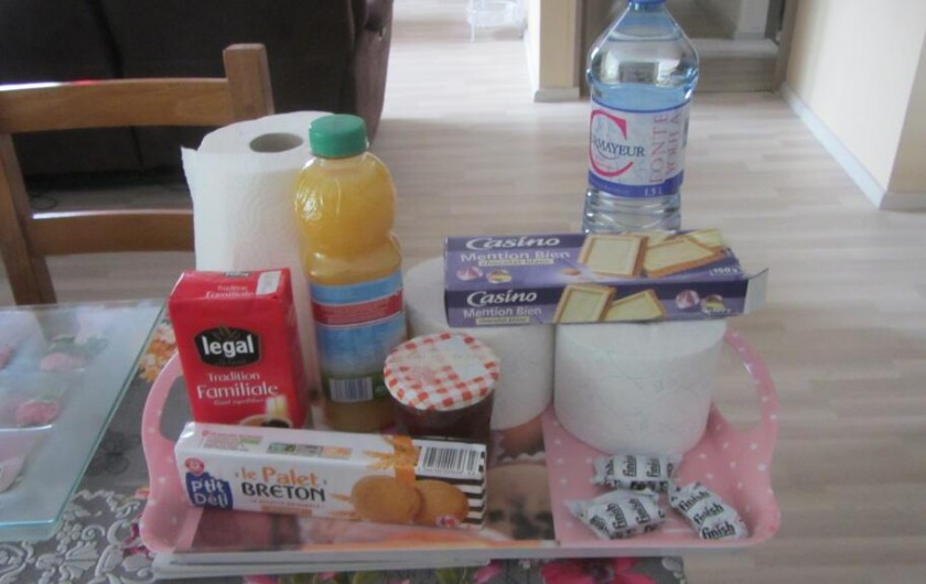 Location de vacances - Appartement à Faverges - plateau d'accueil offert  pour les personnes ayant pris l'option à 120 €