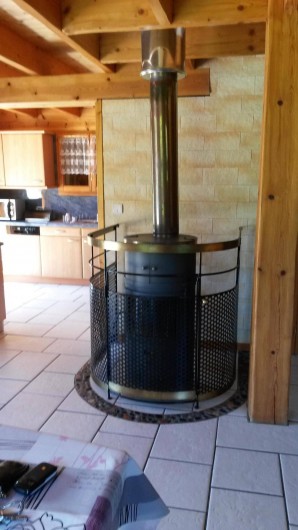 Location de vacances - Chalet à Le Menil - Poêle à bois