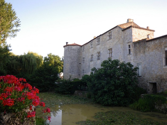 Location de vacances - Maison - Villa à Fourcès - Entrée du village