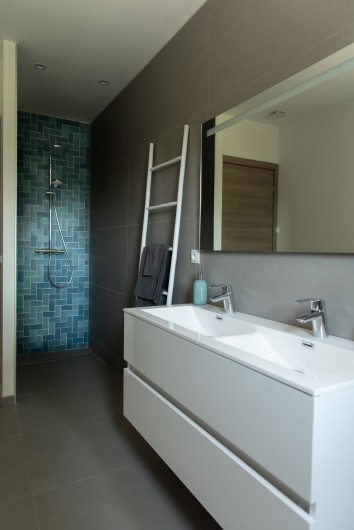 Location de vacances - Villa à Callian - Salle de bain