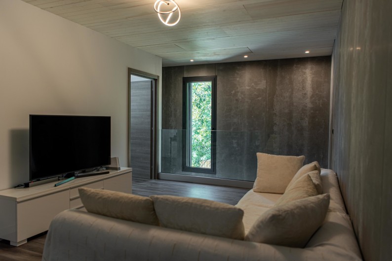 Location de vacances - Villa à Callian - Coin Télévision