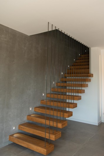 Location de vacances - Villa à Callian - Escalier