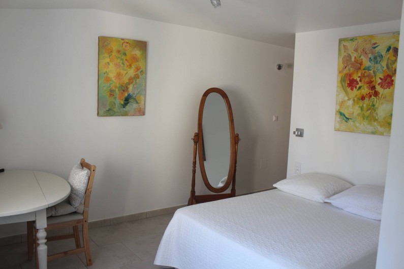 Location de vacances - Mas à Monteux - La chambre n° 1, au sud (suite parentale)