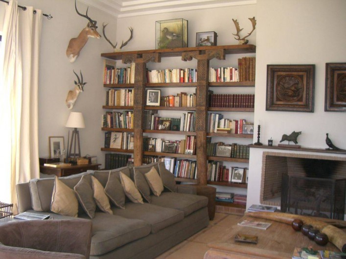 Location de vacances - Villa à Marrakech - Salon Bibliothèque