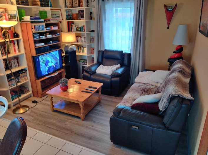 Location de vacances - Villa à Barneville-Carteret - Salon + TV