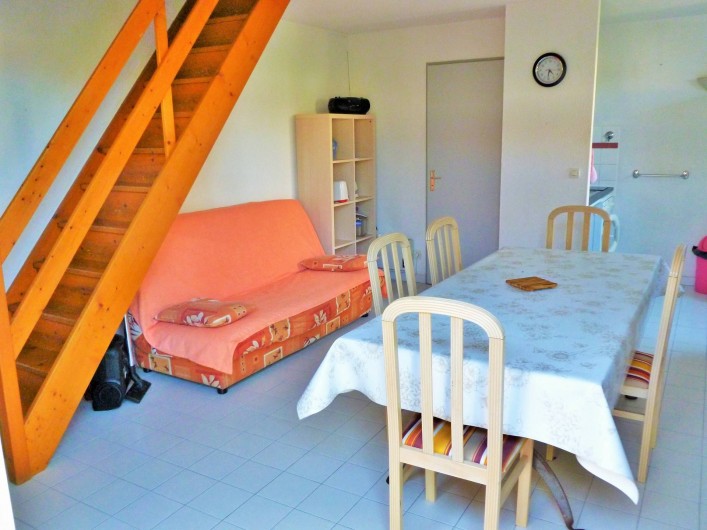 Location de vacances - Maison - Villa à Vic-la-Gardiole - le séjour salle à manger