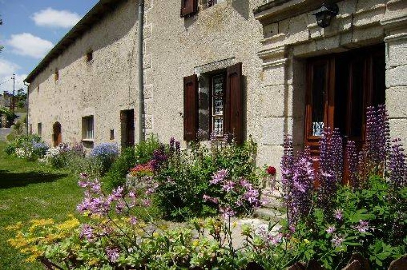 Location de vacances - Gîte à La Panouse - Entrée Grand Gîte