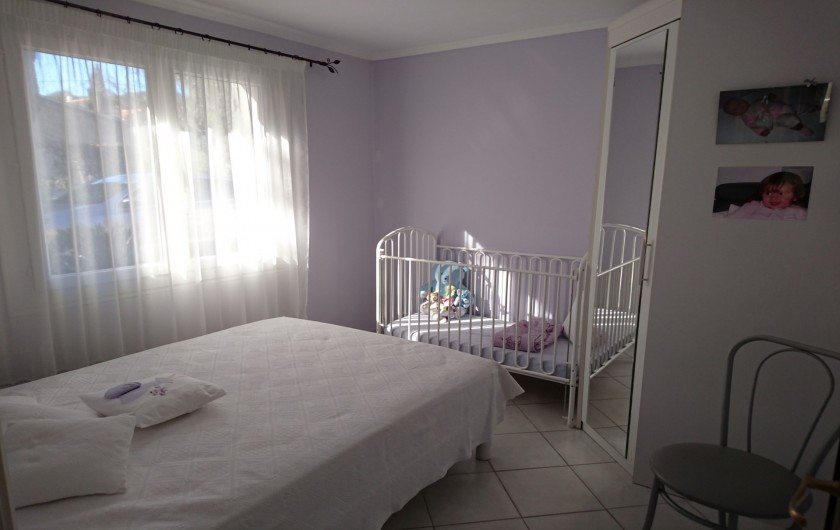 Location de vacances - Villa à La Cadière-d'Azur - CHAMBRE 2 (lit 140) 1 lit bébé