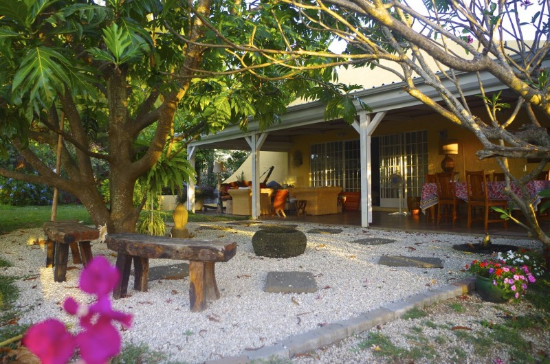 Location de vacances - Villa à Pereybere - Le coin zen devant la véranda