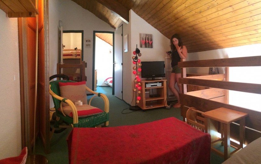 Location de vacances - Appartement à Station de Risoul 1850 - Les 2 chambres et le point d'eau (WC, lavabo et machine à laver le linge)