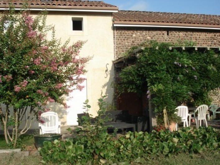 Location de vacances - Gîte à Labatut-Rivière - Terrasse Ouest