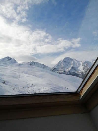 Location de vacances - Appartement à Loudenvielle - Vue sur la vallée, l'hiver.