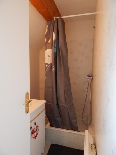 Location de vacances - Appartement à Loudenvielle - Salle de douche