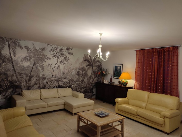 Location de vacances - Gîte à Saint-Médard-d'Excideuil - Séjour La Girouette