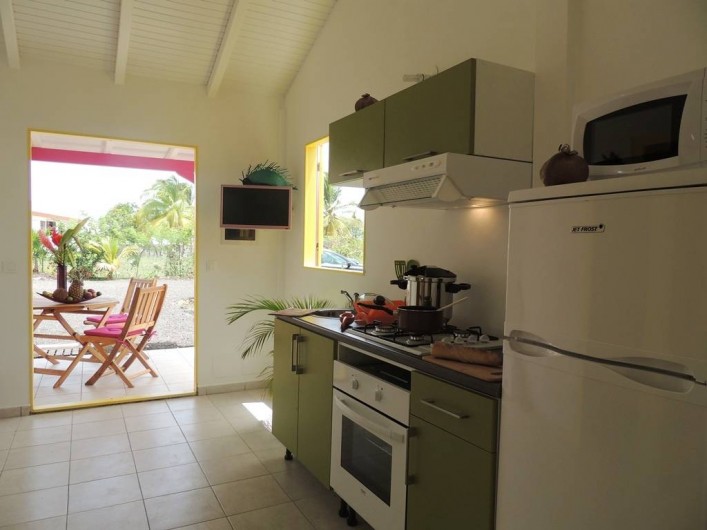 Location de vacances - Gîte à Le Moule - Votre cuisine équipée