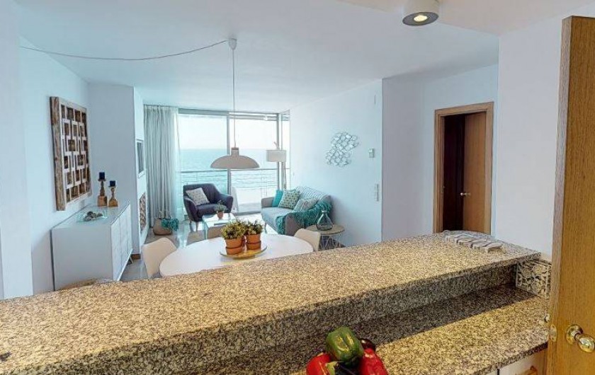 Location de vacances - Appartement à Sant Antoni de Calonge - vue imprenable du mer des la cuisine