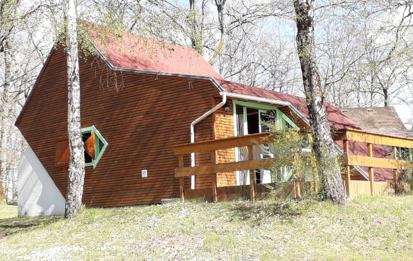 Location de vacances - Chalet à Champagnat - Chalet confort pour 6 personnes. 99€ nuitée 620€ semaine
