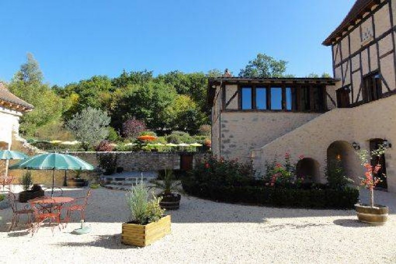 Location de vacances - Chambre d'hôtes à Saint-Pierre de Caubel - La cour