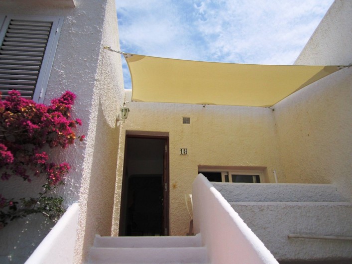 Location de vacances - Appartement à Santa Eulària des Riu - PORCHE ENTRADA