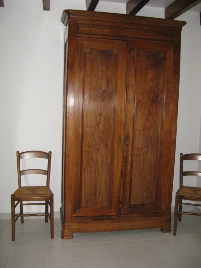 Location de vacances - Chalet à Morcenx Bourg - armoire penderie
