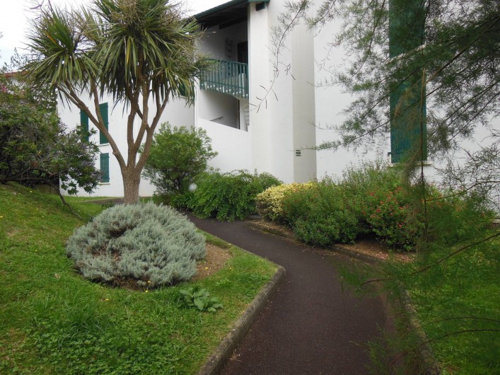 Location de vacances - Appartement à Bidart - Coté accès immeuble