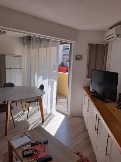 Location de vacances - Appartement à Sète - Salle à manger/salon