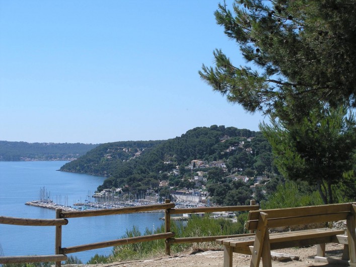 Location de vacances - Villa à Istres - Belvedere des Bolles à 120m du Gite