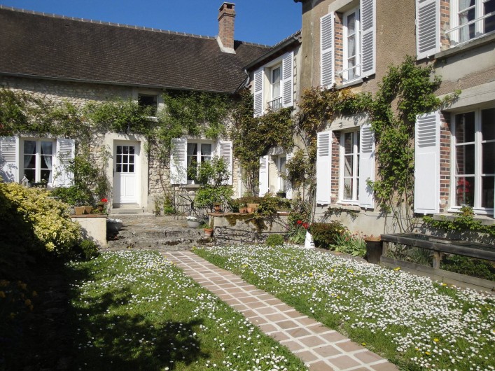 Location de vacances - Chambre d'hôtes à Saint-Loup-de-Naud - Vive le primtemps