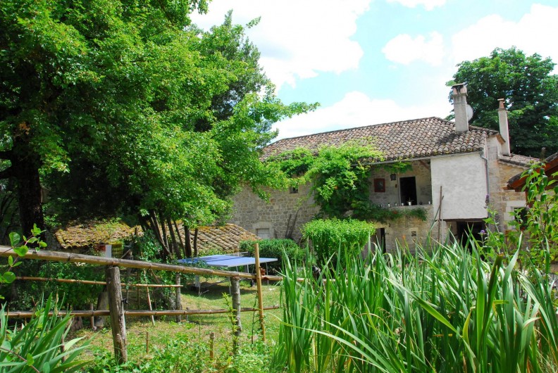 Location de vacances - Gîte à Lendou-en-Quercy - coté Est du gite