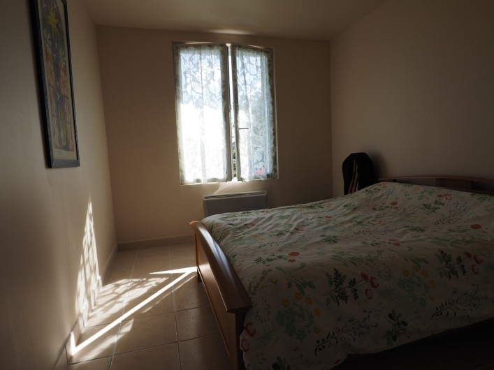 Location de vacances - Appartement à Merville-Franceville-Plage - Chambre lit double 140/190