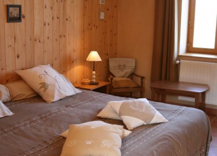 Location de vacances - Chambre d'hôtes à Saint-Laurent-d'Oingt - Chambre Noisette