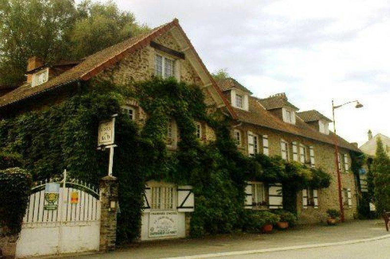 Location de vacances - Chambre d'hôtes à Châteauneuf-la-Forêt
