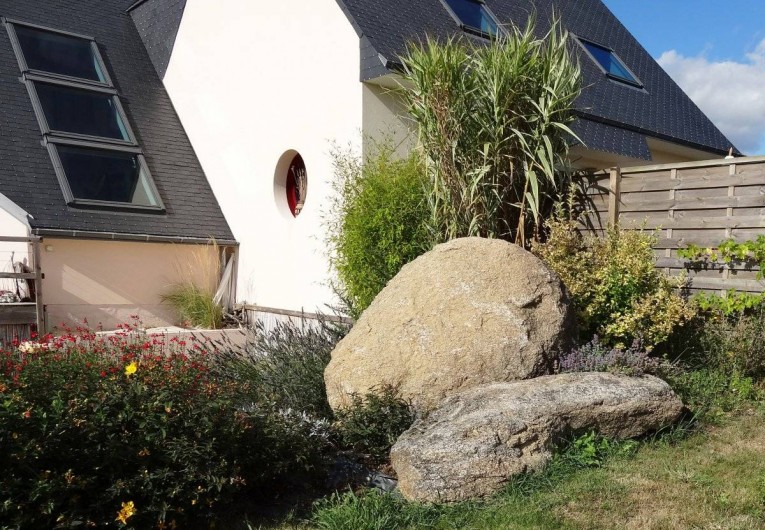 Location de vacances - Gîte à Concarneau - belle assise sur ces rochers ..he oui