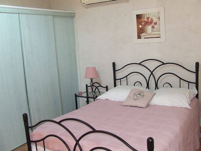 Location de vacances - Appartement à La Cadière-d'Azur - chambres douillette